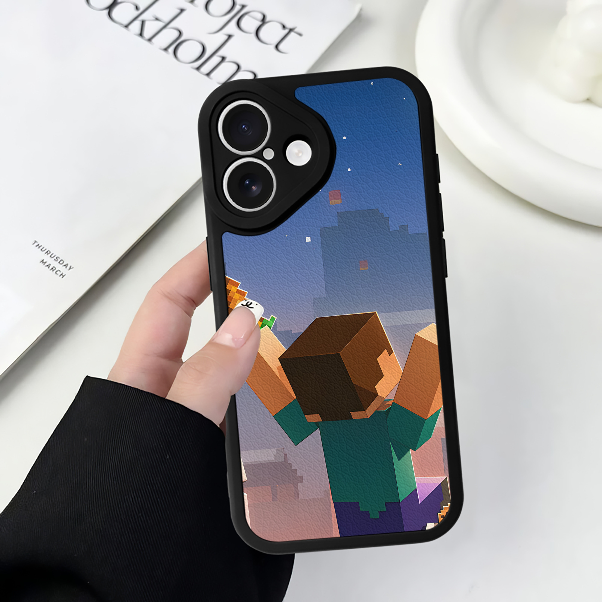 （画像用） マインクラフト ブロックの世界 Minecraft MC Block world 【iPhone 16シリーズ対応】シリコンスマホケース（レザー調） 材質：シリコン